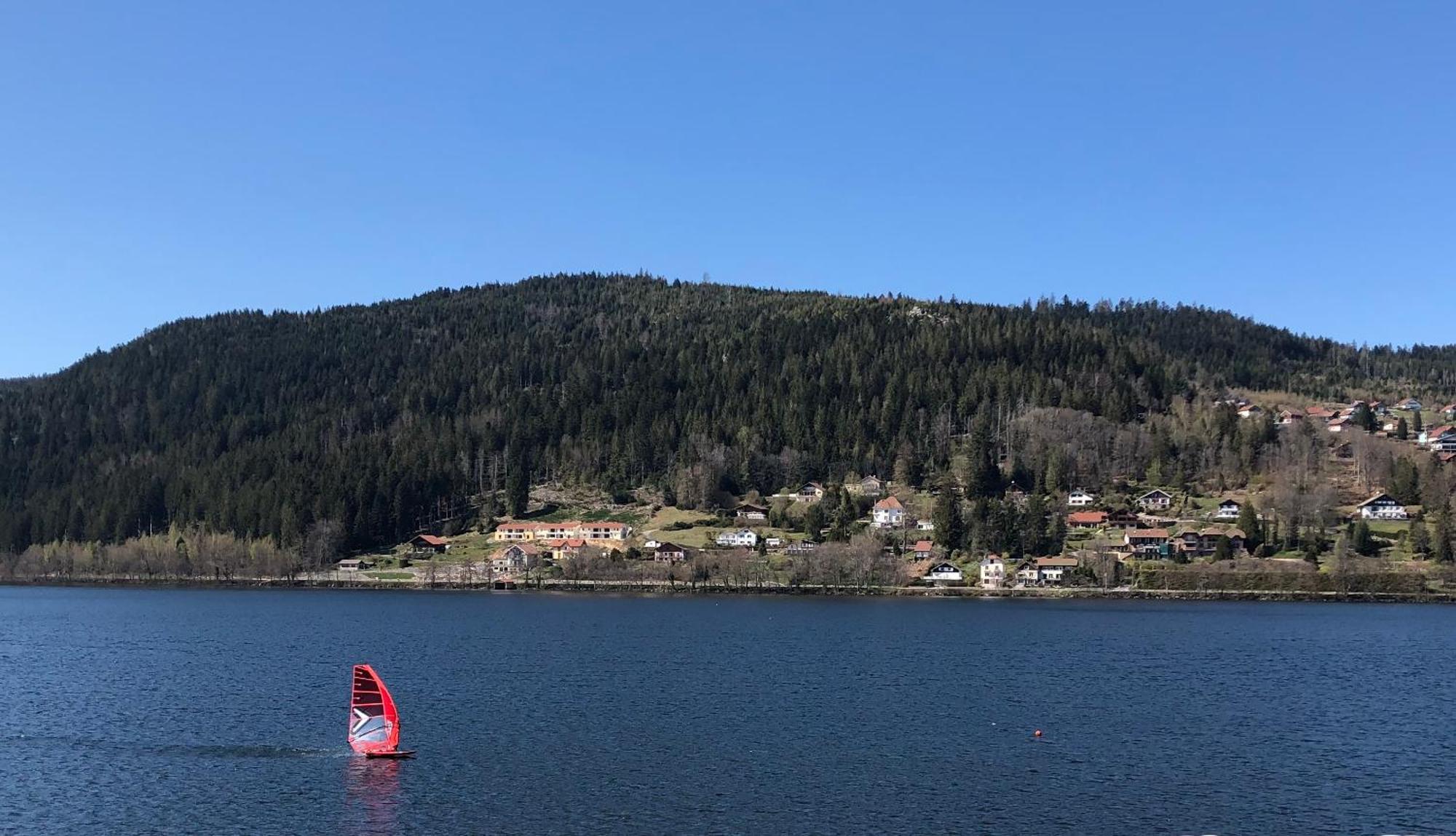 Le Batelier Du Lac Gérardmer Exteriör bild